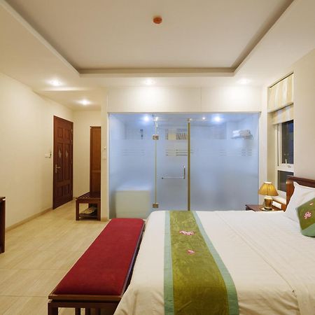 Ngan Ha Hotel Long Bien Hanoi Exterior foto