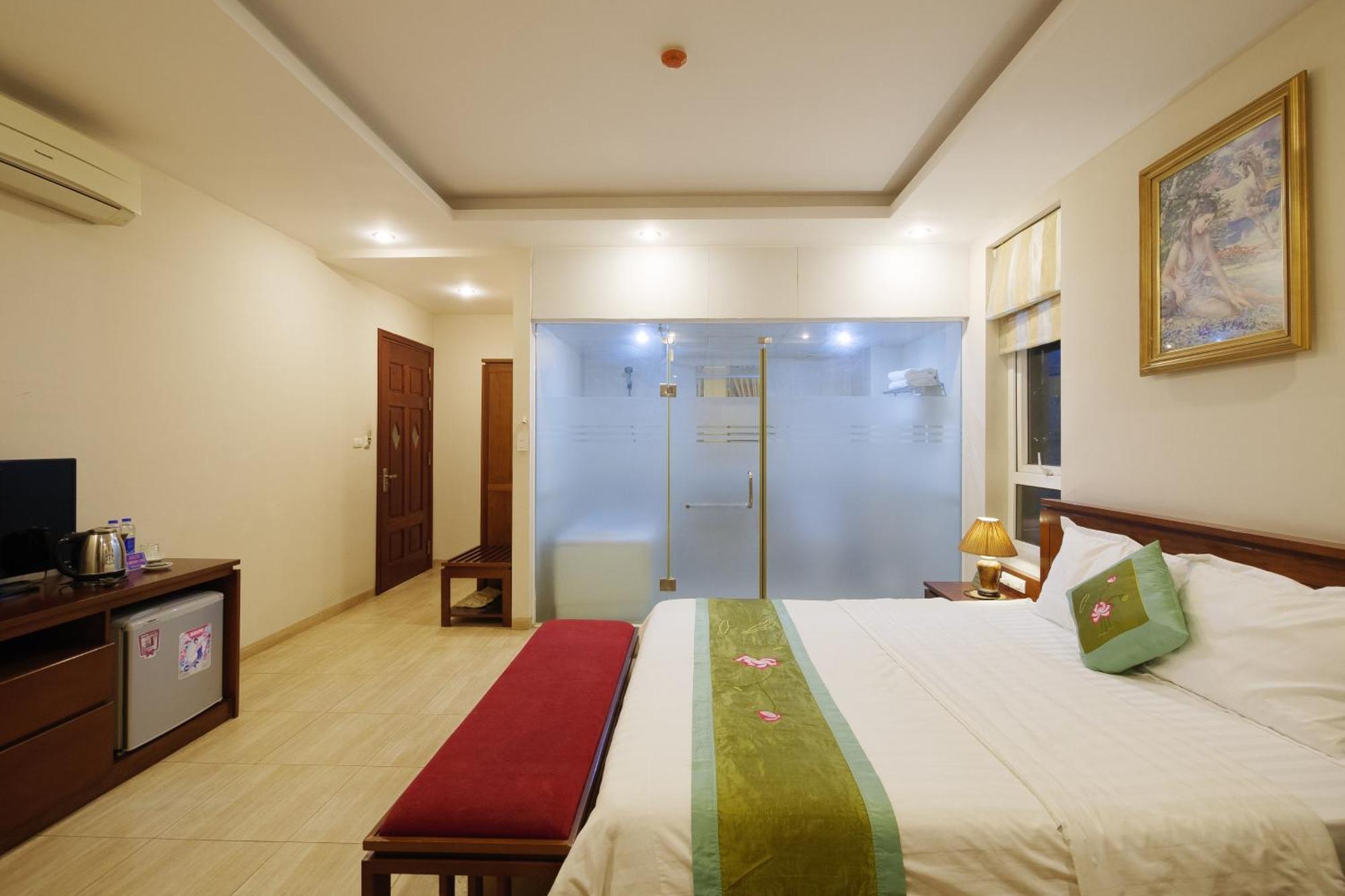 Ngan Ha Hotel Long Bien Hanoi Exterior foto
