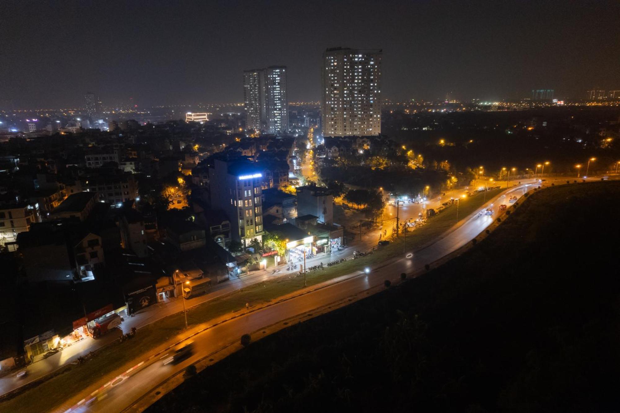 Ngan Ha Hotel Long Bien Hanoi Exterior foto