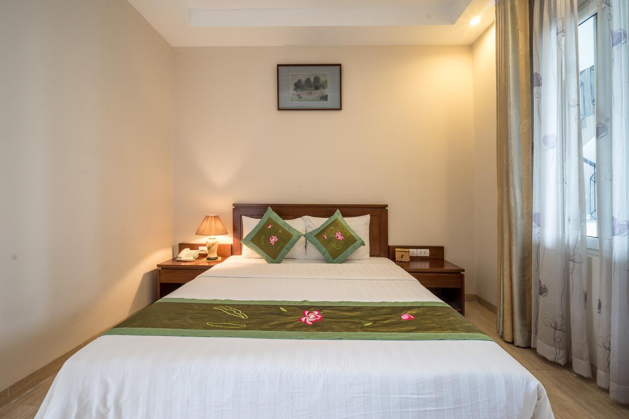 Ngan Ha Hotel Long Bien Hanoi Exterior foto