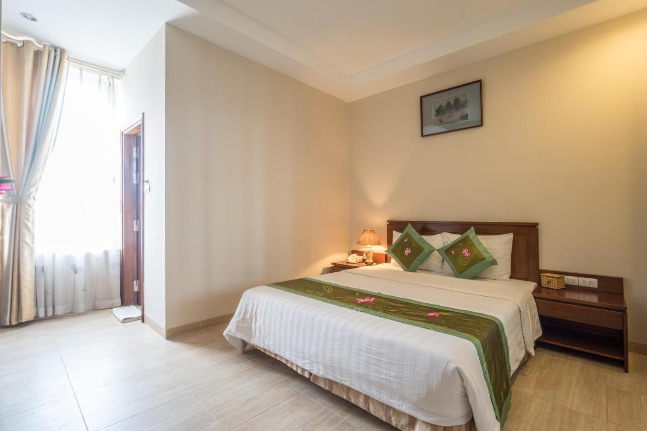 Ngan Ha Hotel Long Bien Hanoi Exterior foto
