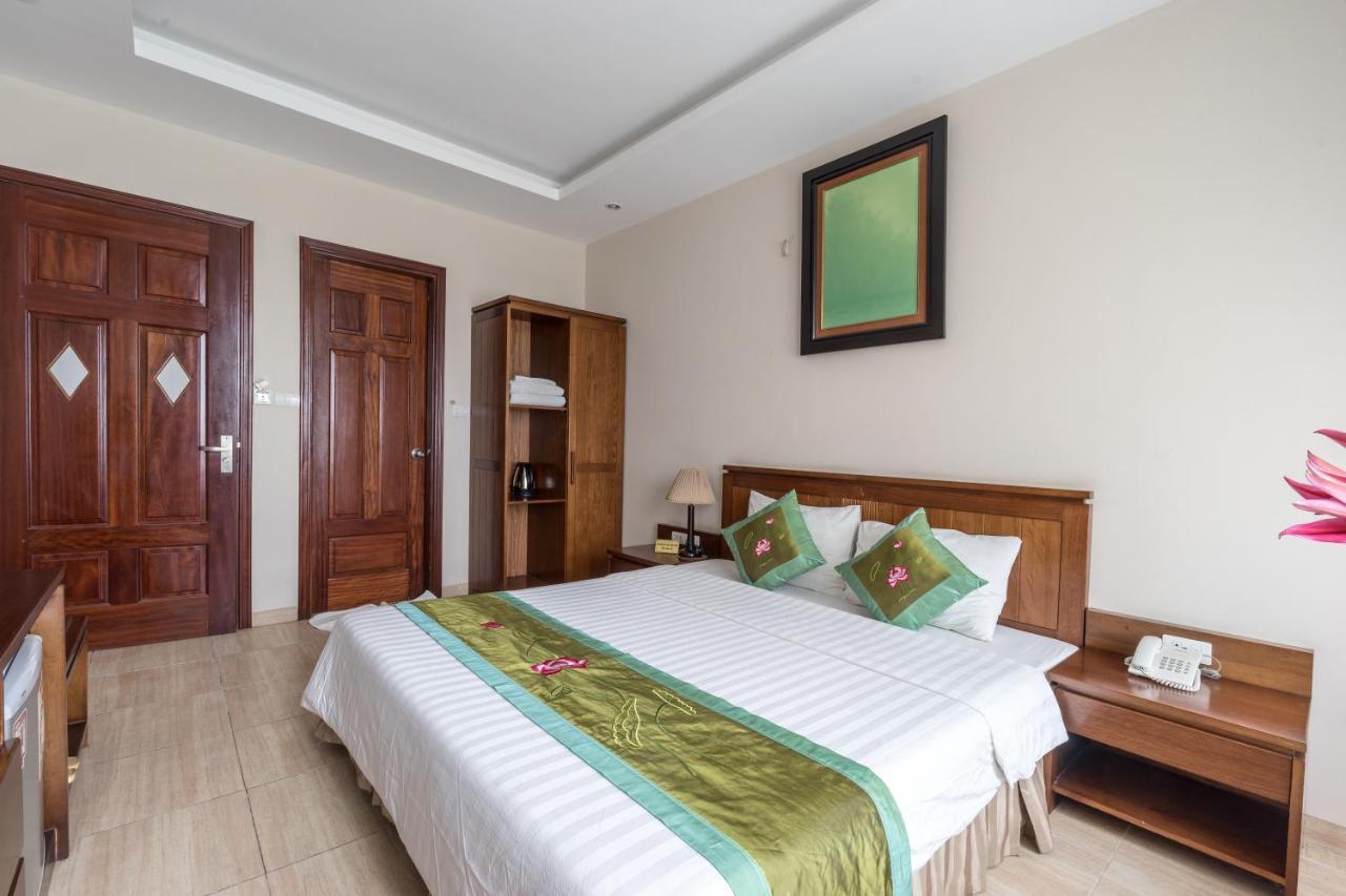 Ngan Ha Hotel Long Bien Hanoi Exterior foto